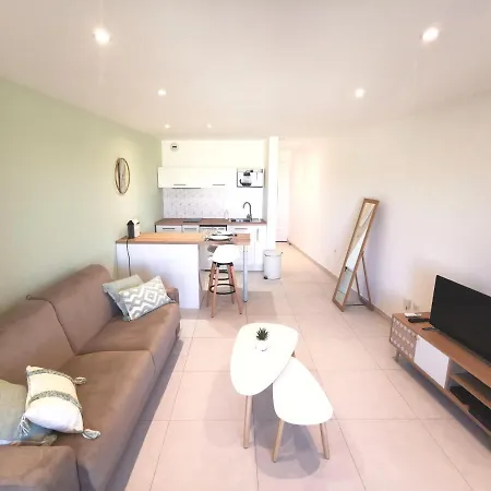 Appartement Superbe Avec Piscine Et Stationnement Sainte-Maxime