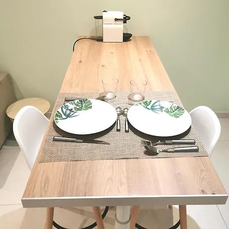 Superbe Avec Piscine Et Stationnement Appartement Sainte-Maxime