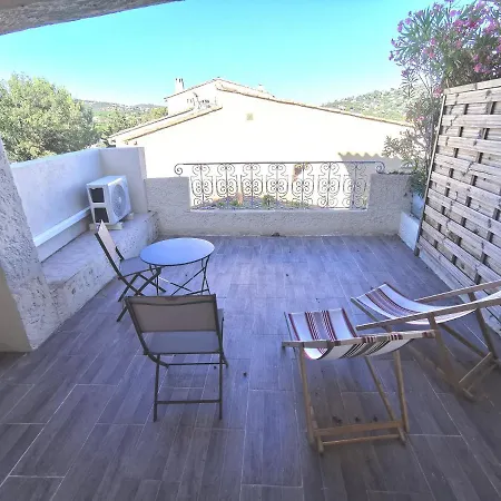Daire Superbe Avec Piscine Et Stationnement