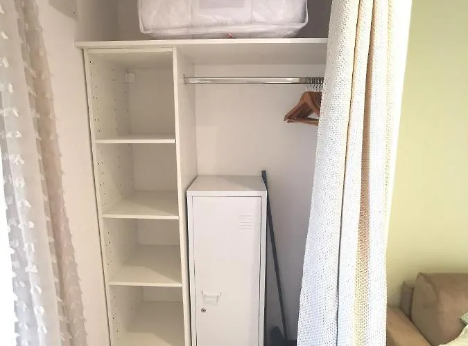 Appartement Superbe Avec Piscine Et Stationnement *