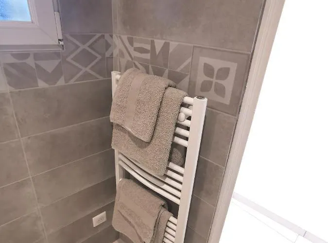 Superbe Avec Piscine Et Stationnement Sainte-Maxime